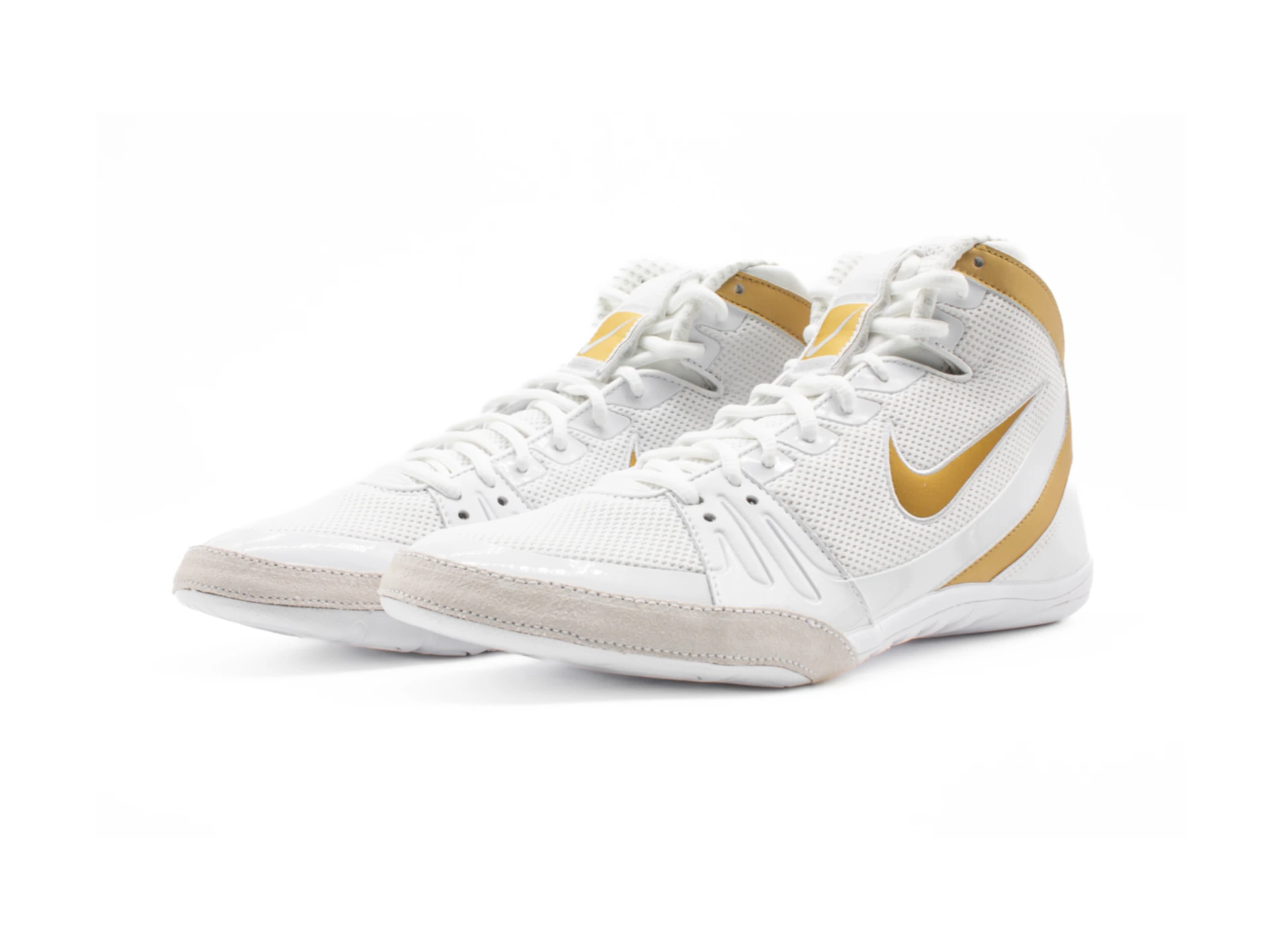NIKE Freek Boxing & Wrestling shoe – EU 40/US 7, white/metallic gold-cool grey