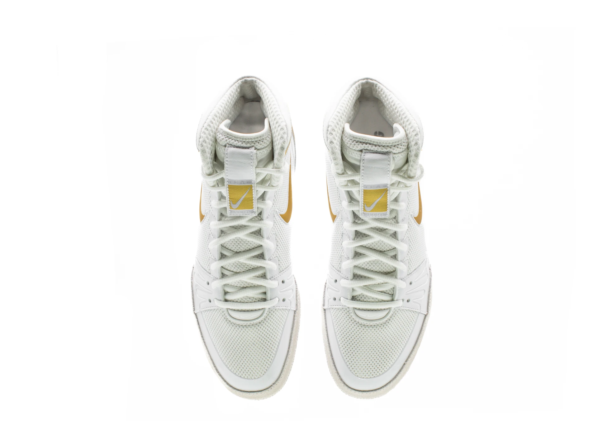 NIKE Freek Boxing & Wrestling shoe – EU 40/US 7, white/metallic gold-cool grey